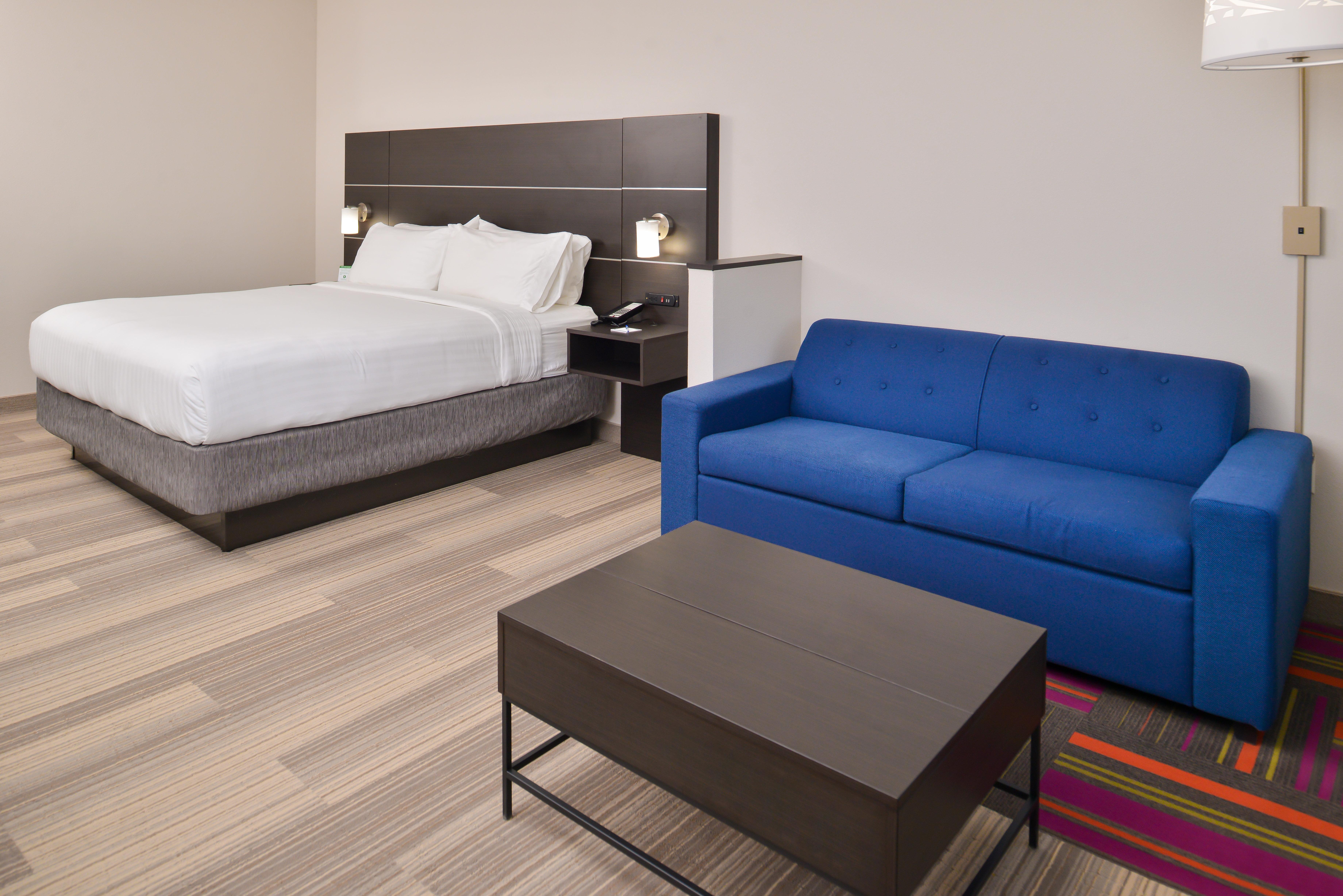 Holiday Inn Express & Suites - Kansas City - Lee'S Summit By Ihg Exterior photo