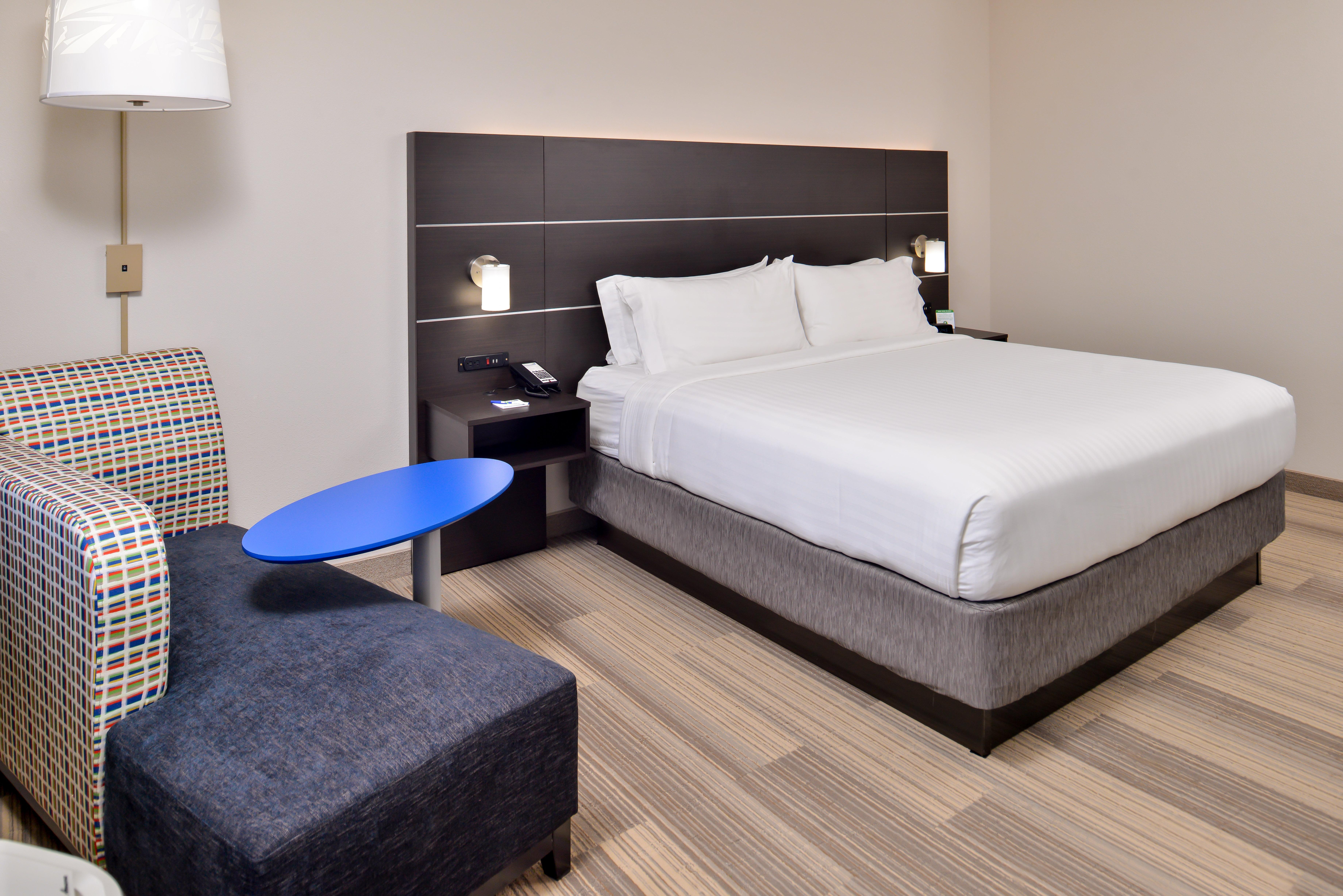 Holiday Inn Express & Suites - Kansas City - Lee'S Summit By Ihg Exterior photo
